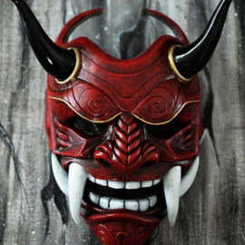 Halloweeni mask (laos)