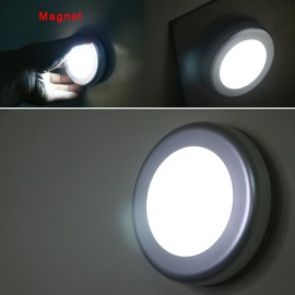 Väike LED lamp liikumisanduriga (laos)